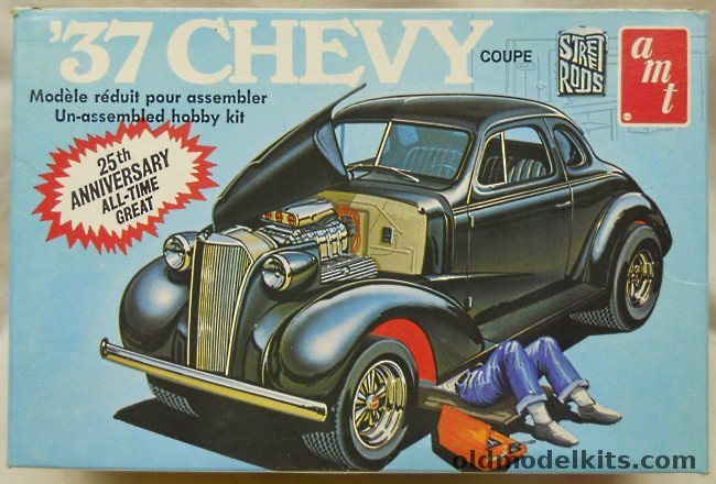 AMT 1/25 1937 Chevrolet Coupe- Stock or Street Rod, A137 plastic model kit